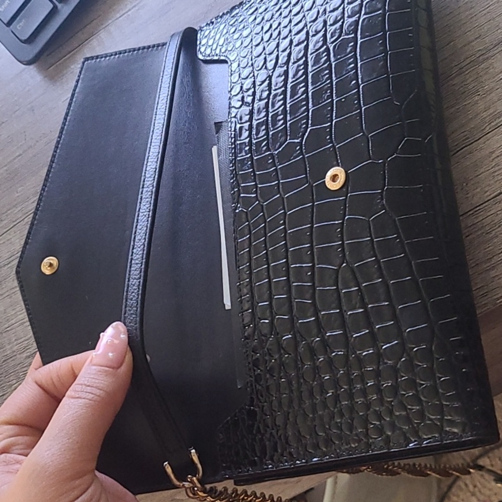 YSL wallet with added chains - Picture 15 of 15